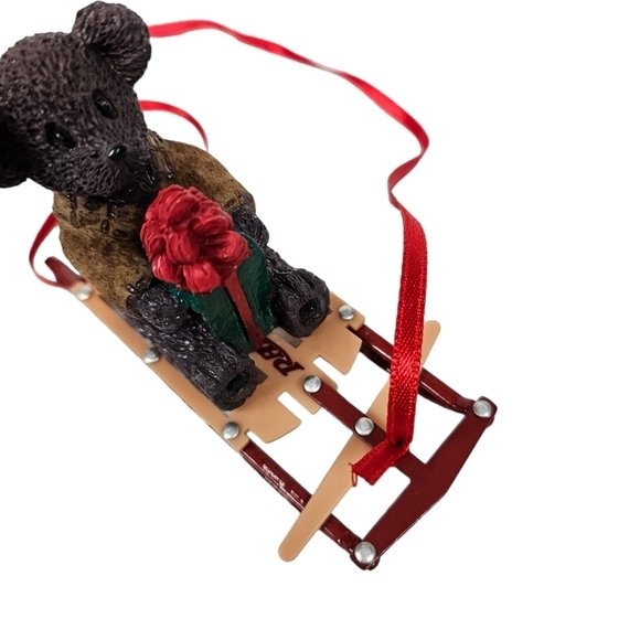 Radio Flyer Christmas Collection Model 110 Classic Sled Tree Ornament - Picture 8 of 11